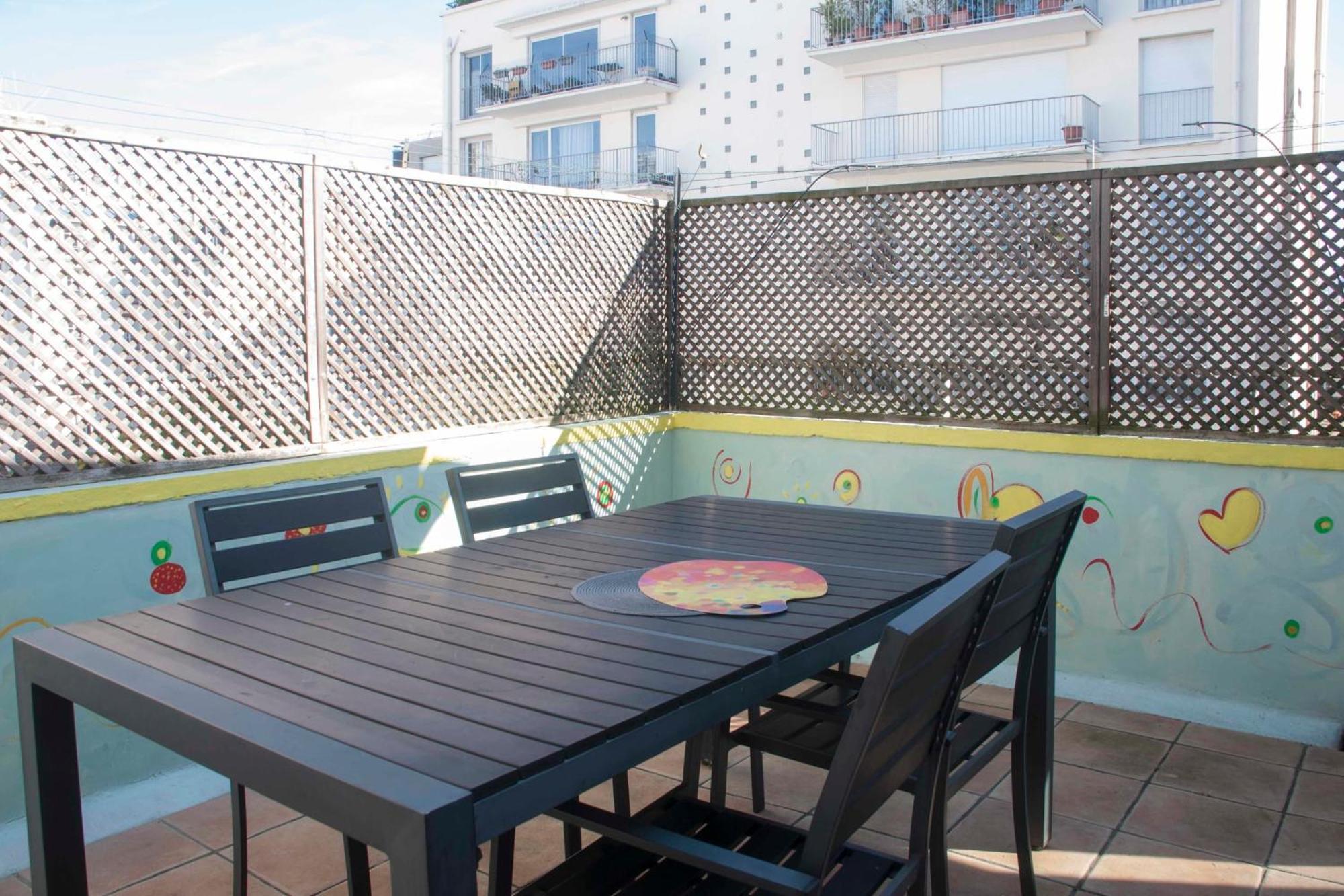 Cosy Apartment With Balcony In The Heart Of Párizs Kültér fotó